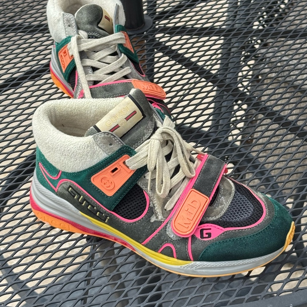 Gucci Ultrapace MID top Sneakers size 8